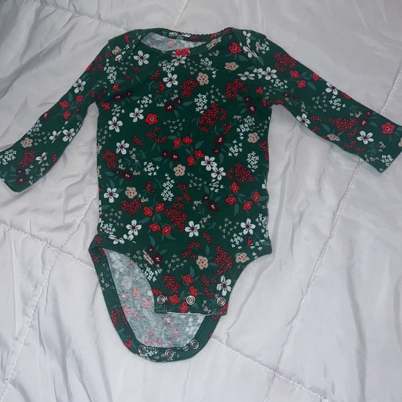 Baby girl  3 months onesies - Picture 4 of 6